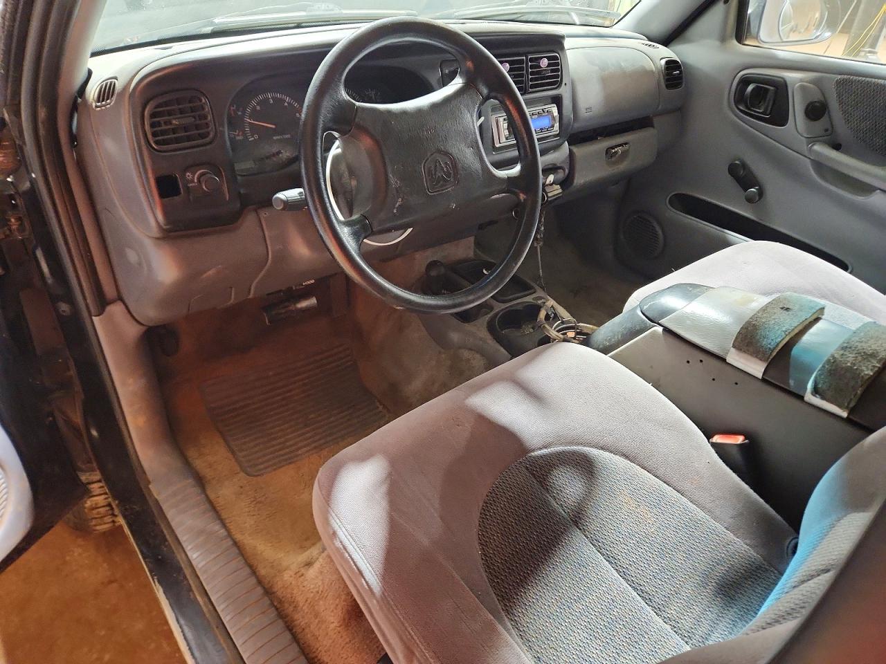 1997 DODGE DAKOTA photo 8