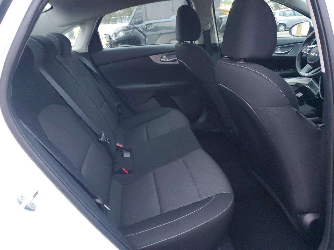 2023 KIA FORTE LX photo 10