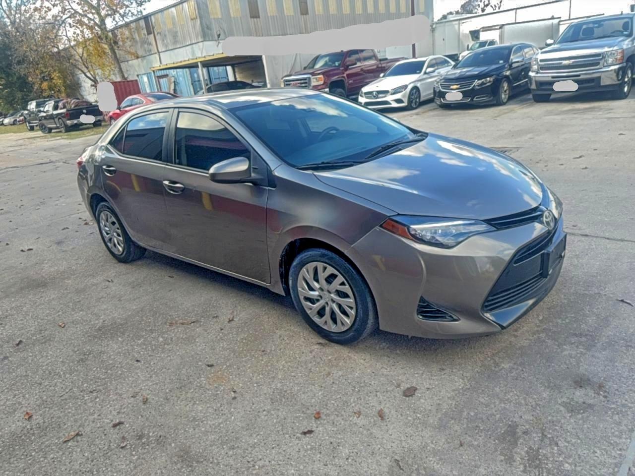 2017 TOYOTA COROLLA