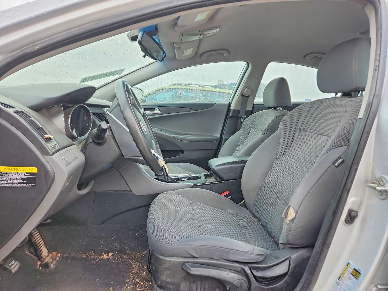 2013 HYUNDAI SONATA GLS photo 7