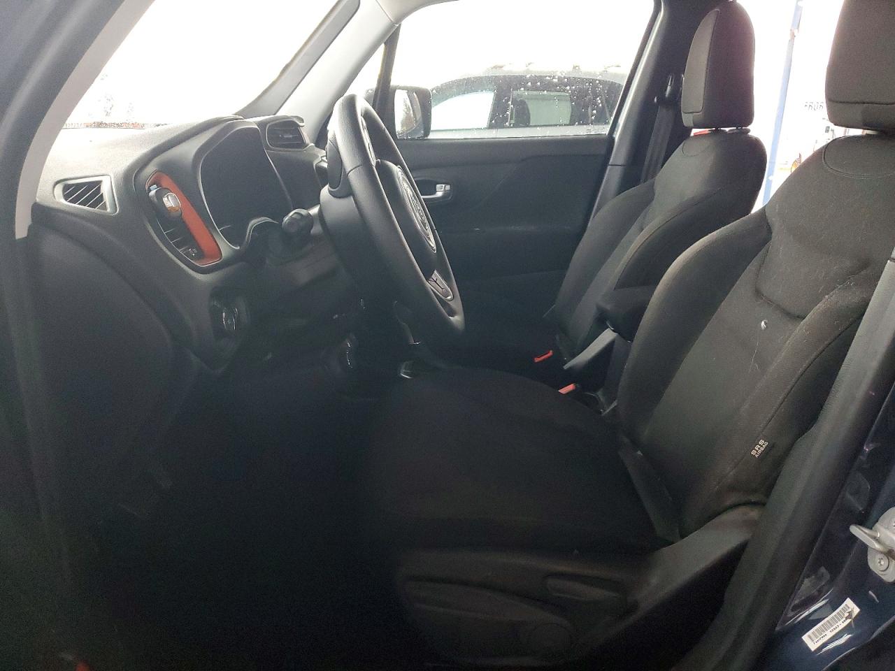 2019 JEEP RENEGADE SPORT photo 19