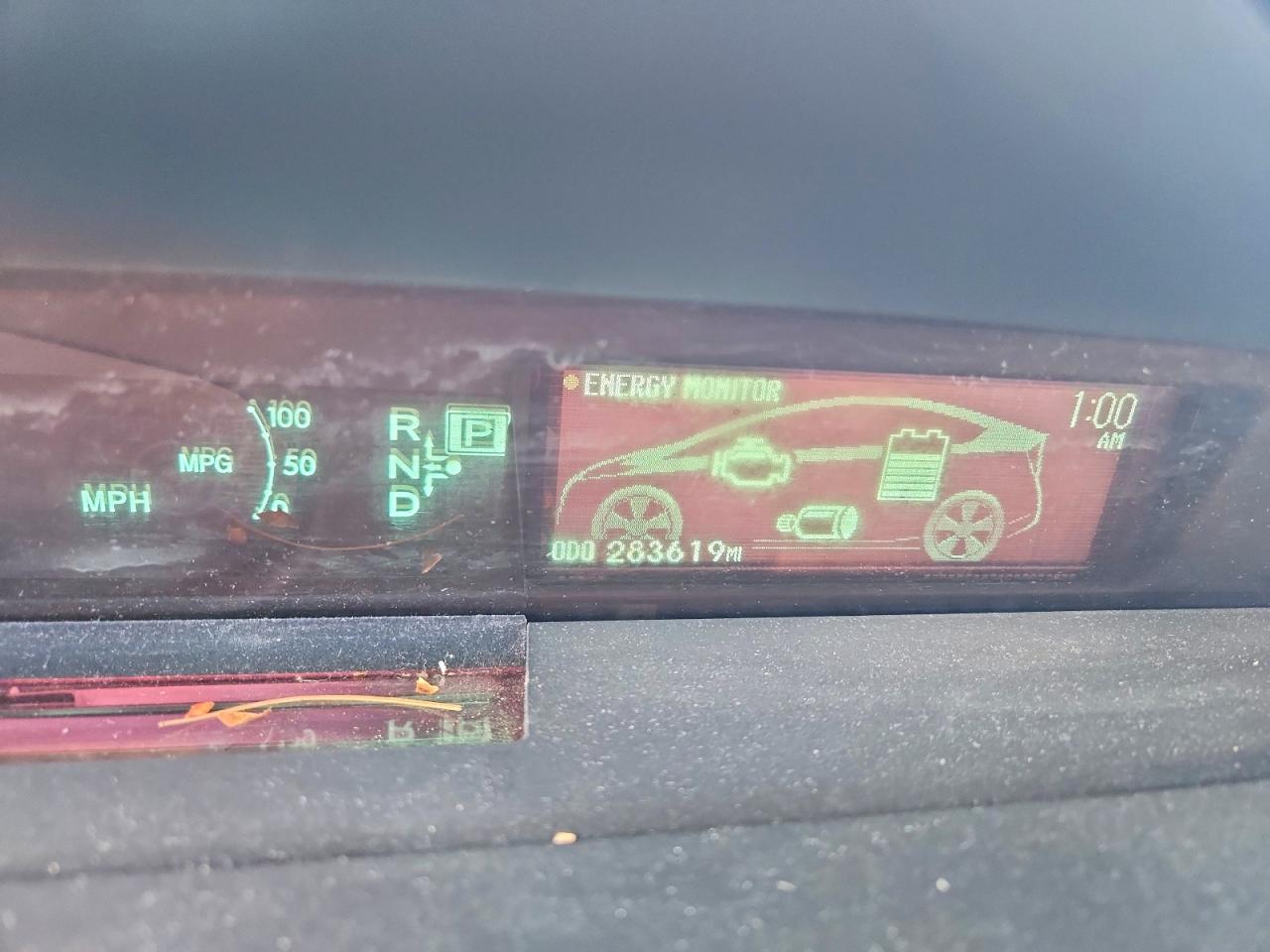 2010 TOYOTA PRIUS photo 9