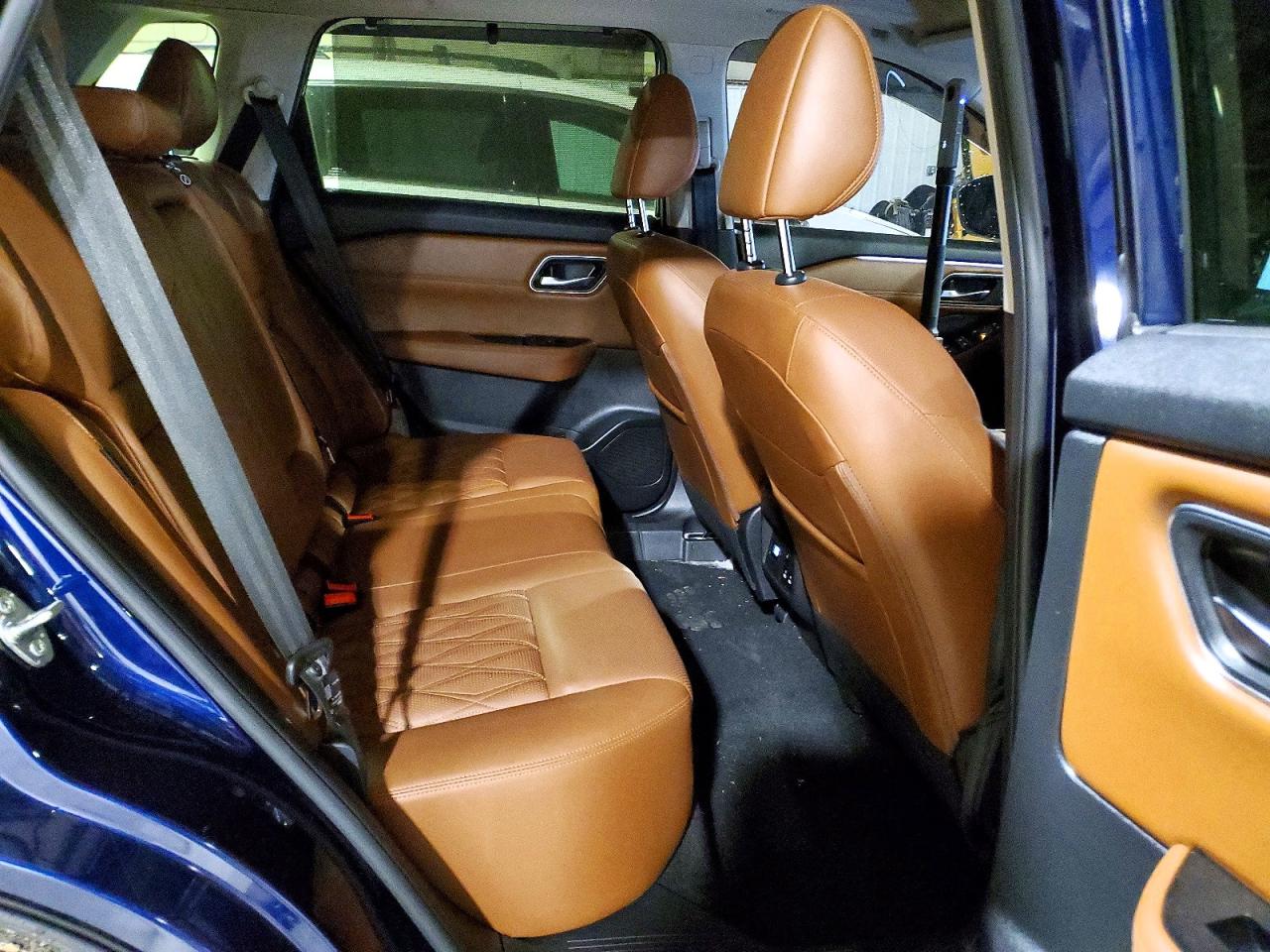 2024 NISSAN ROGUE PLATINUM photo 11