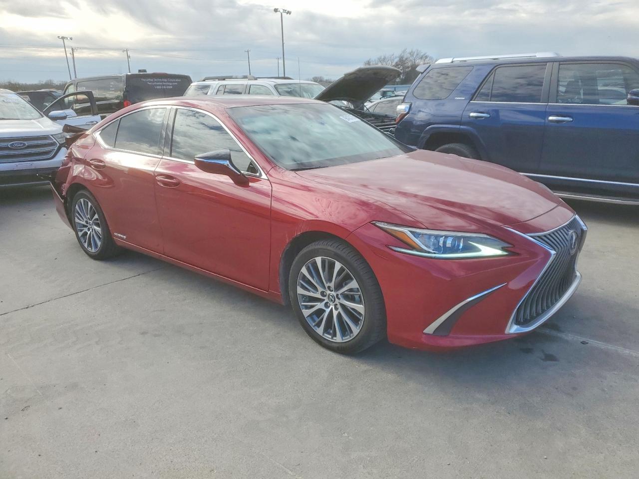2020 LEXUS ES 300H photo 7