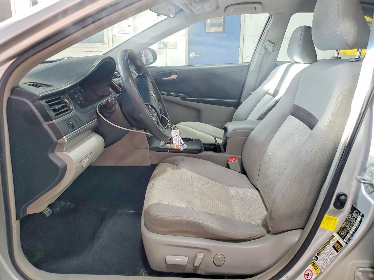 2012 TOYOTA CAMRY BASE photo 7