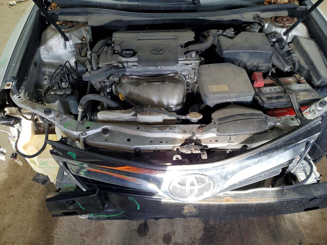 2012 TOYOTA CAMRY BASE photo 11