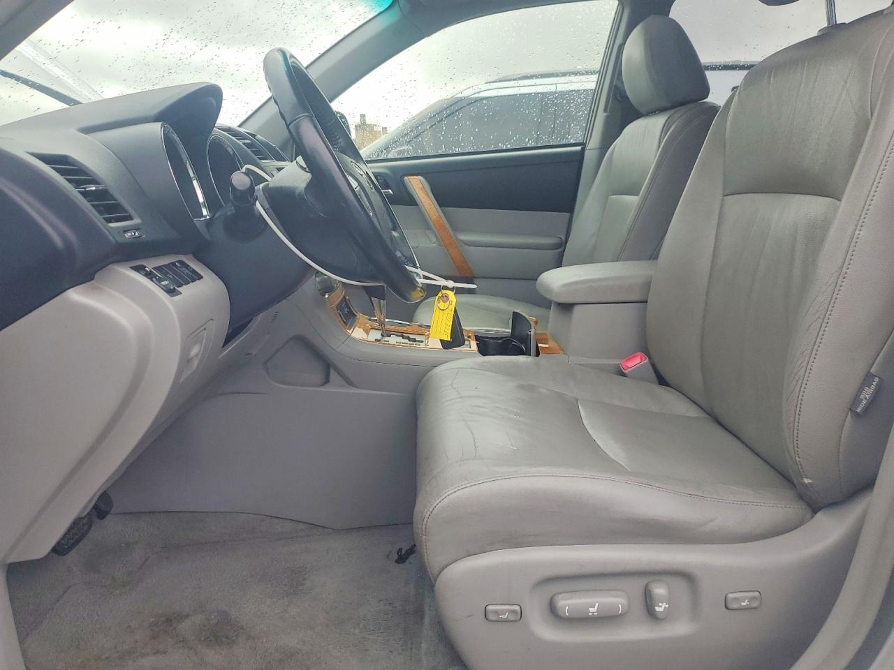 2010 TOYOTA HIGHLANDER HYBRID LIMITED photo 7