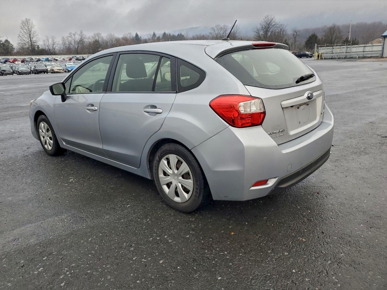 2016 SUBARU IMPREZA photo 2