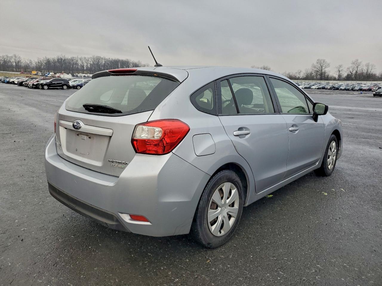2016 SUBARU IMPREZA photo 3