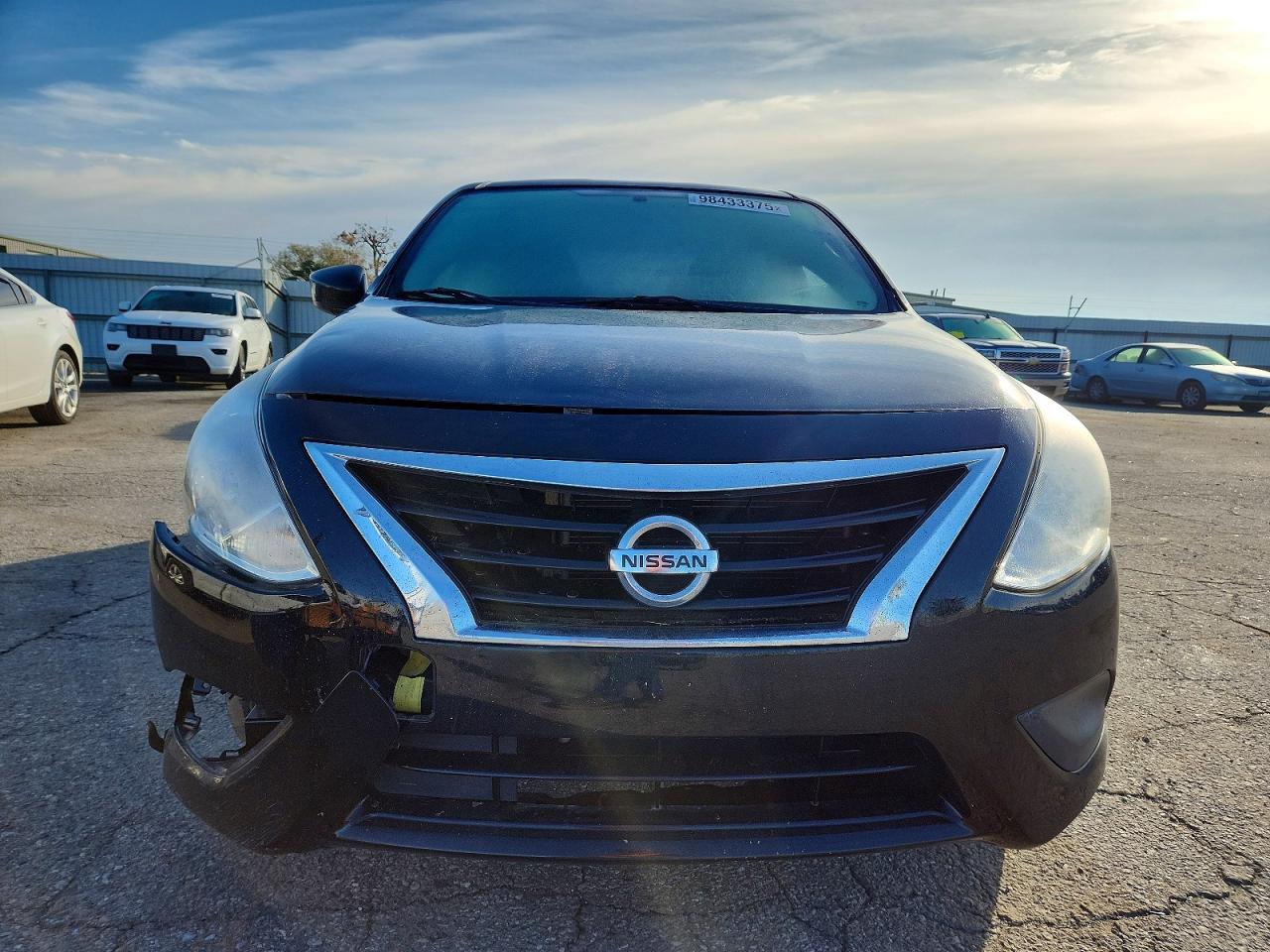 2018 NISSAN VERSA S photo 17