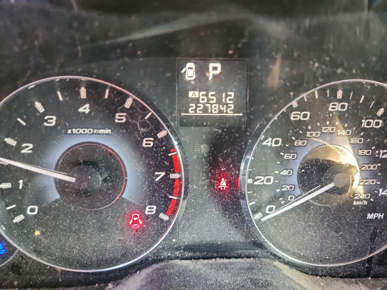 2010 SUBARU OUTBACK photo 9