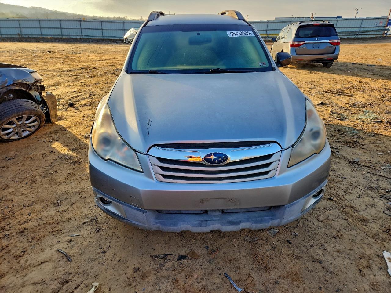 2010 SUBARU OUTBACK photo 5