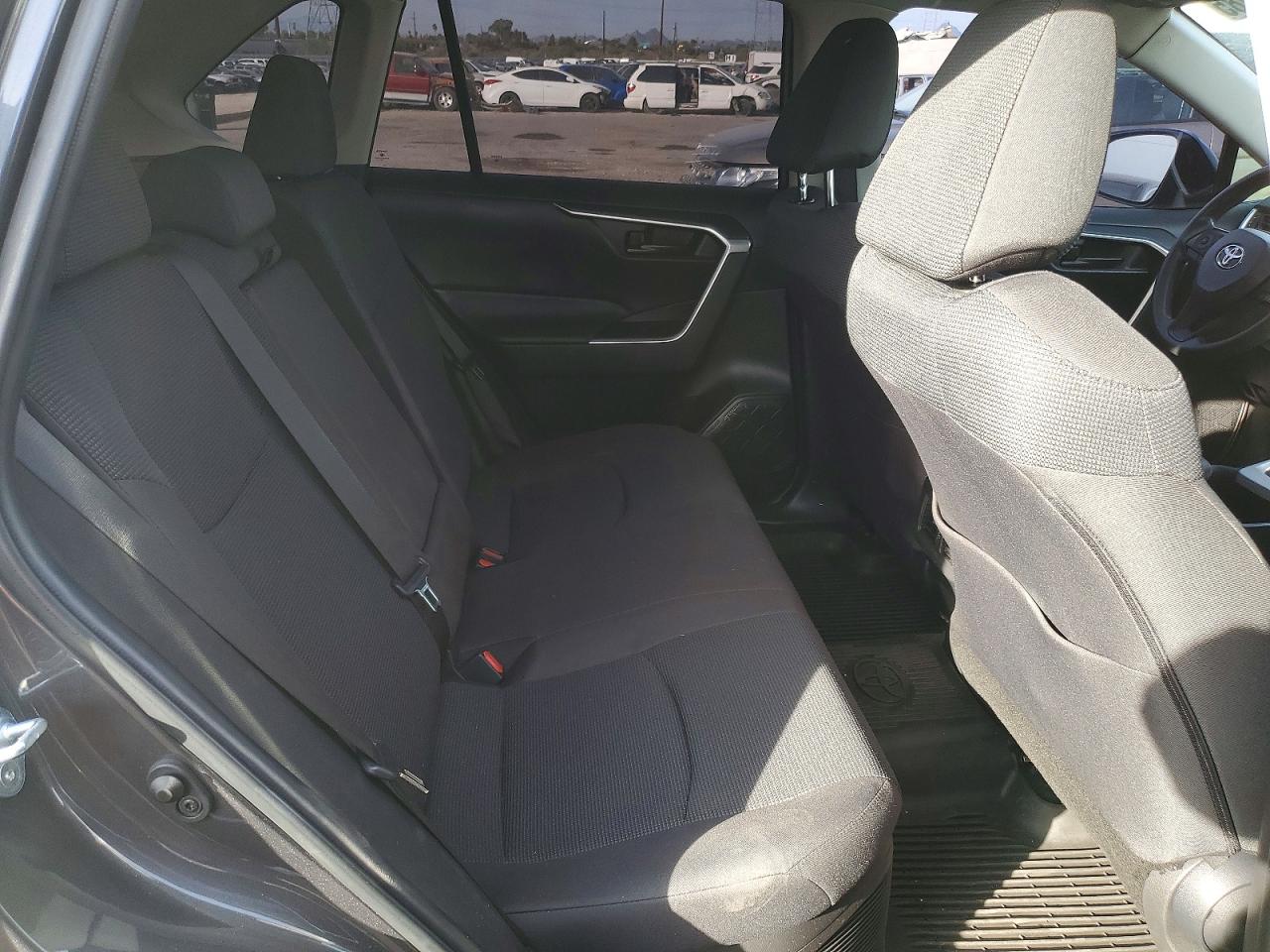2024 TOYOTA RAV4 LE photo 11