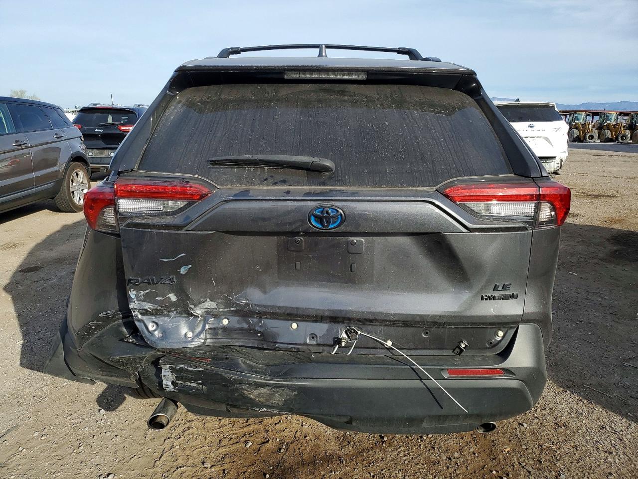 2024 TOYOTA RAV4 LE photo 6