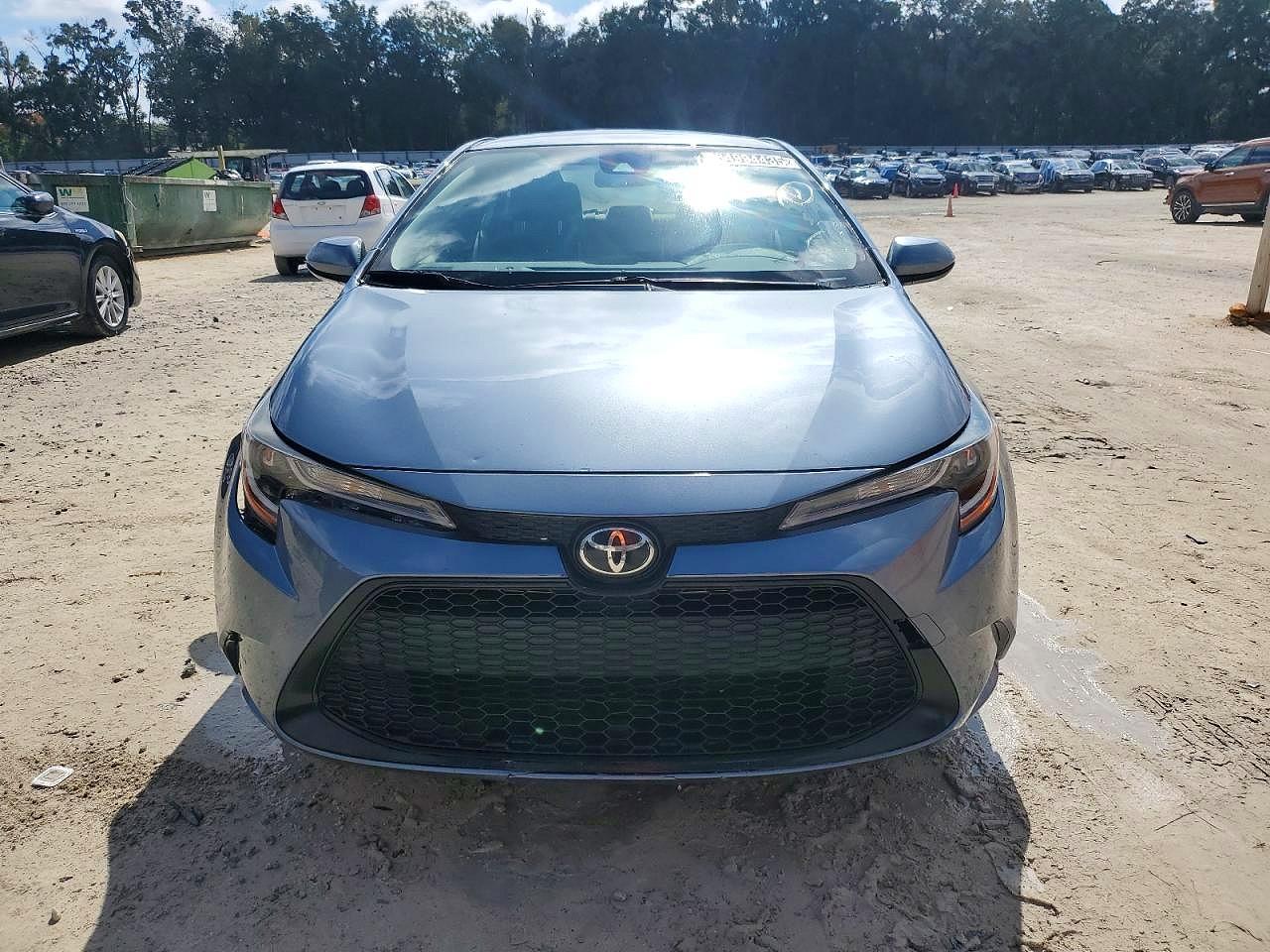 2020 TOYOTA COROLLA LE photo 9