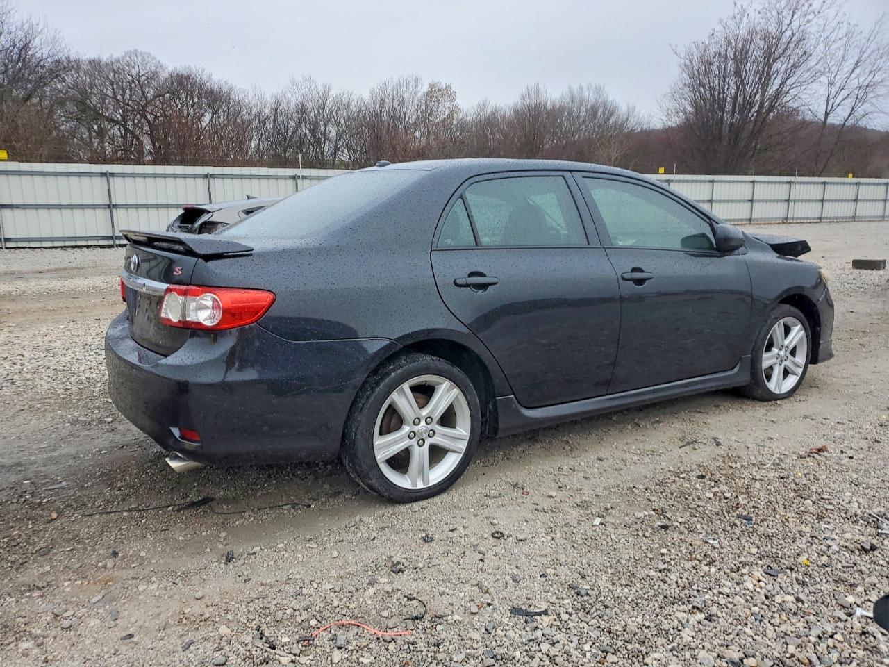 2013 TOYOTA COROLLA BASE photo 7