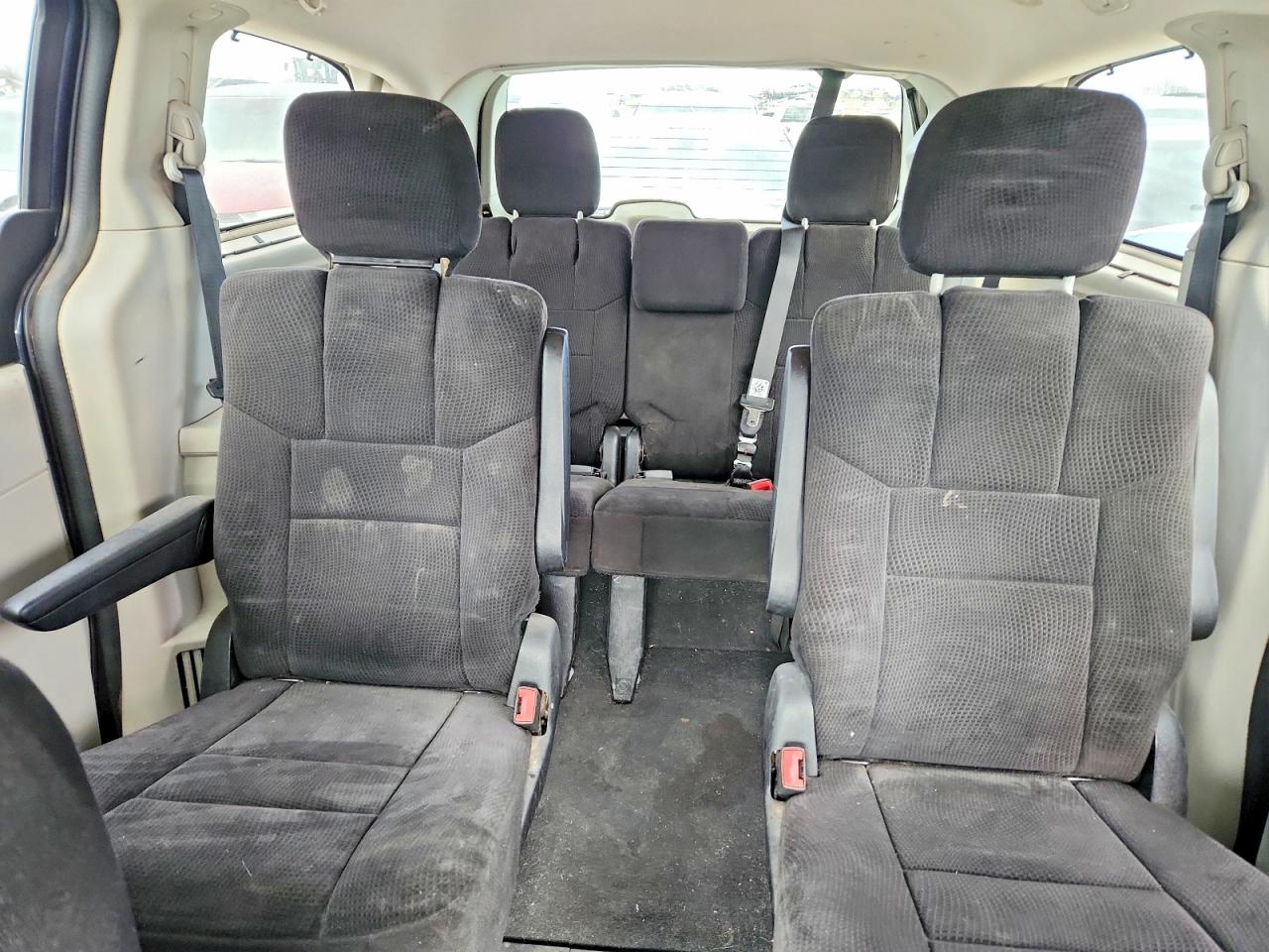 2013 DODGE GRAND CARAVAN SXT photo 37
