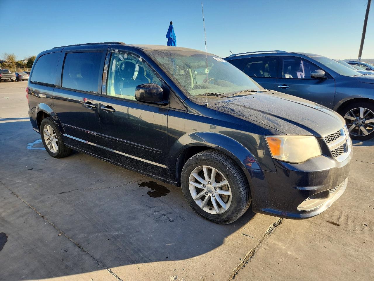 2013 DODGE GRAND CARAVAN SXT photo 13
