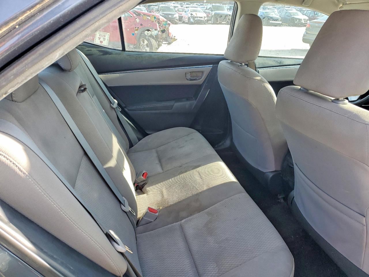 2016 TOYOTA COROLLA L photo 10