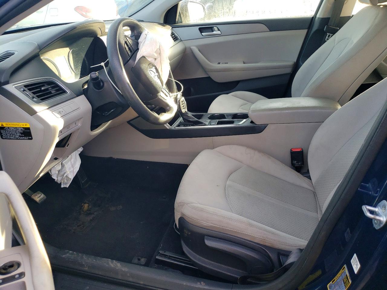 2015 HYUNDAI SONATA SE photo 19