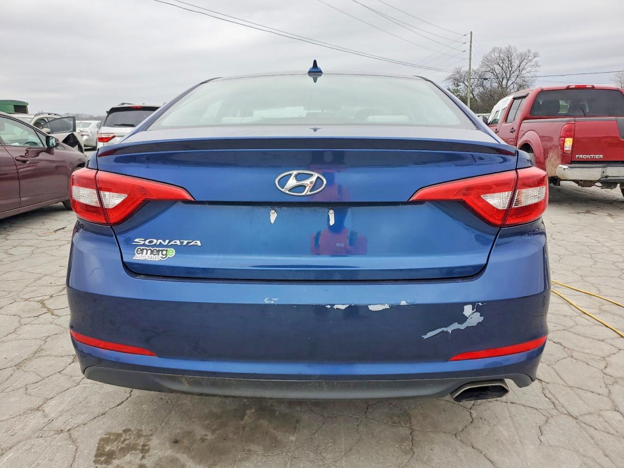 2015 HYUNDAI SONATA SE photo 16