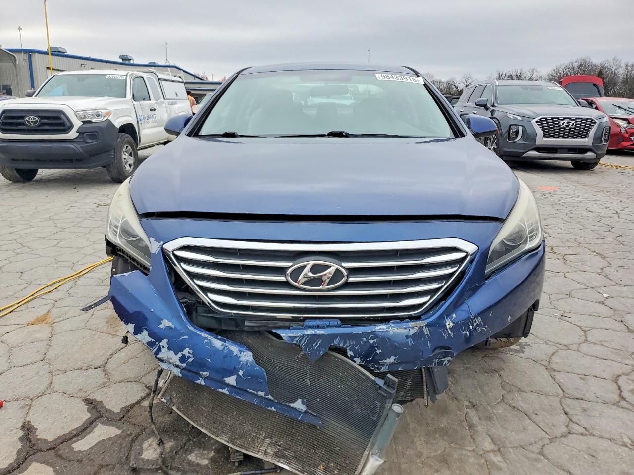 2015 HYUNDAI SONATA SE photo 13