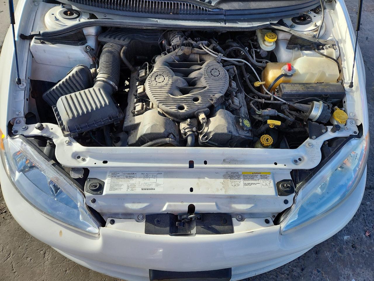 2004 DODGE INTREPID SE photo 31