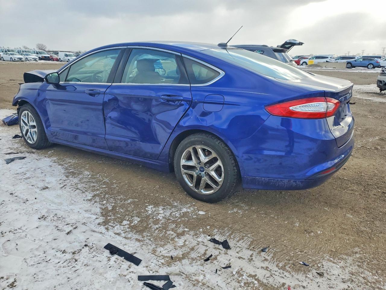 2016 FORD FUSION SE photo 2