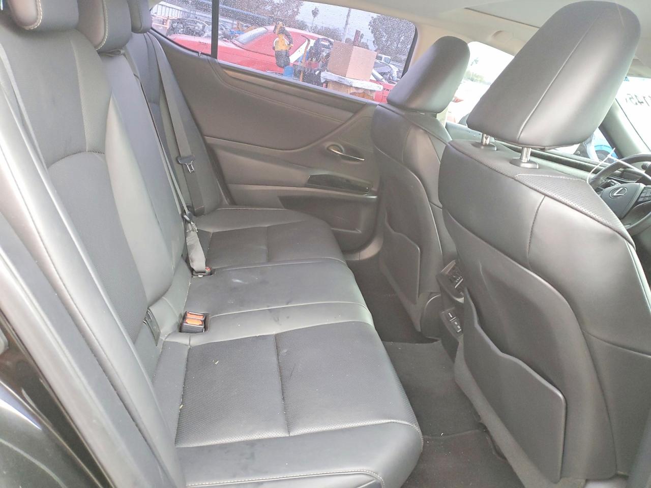 2022 LEXUS ES 300H BASE photo 28