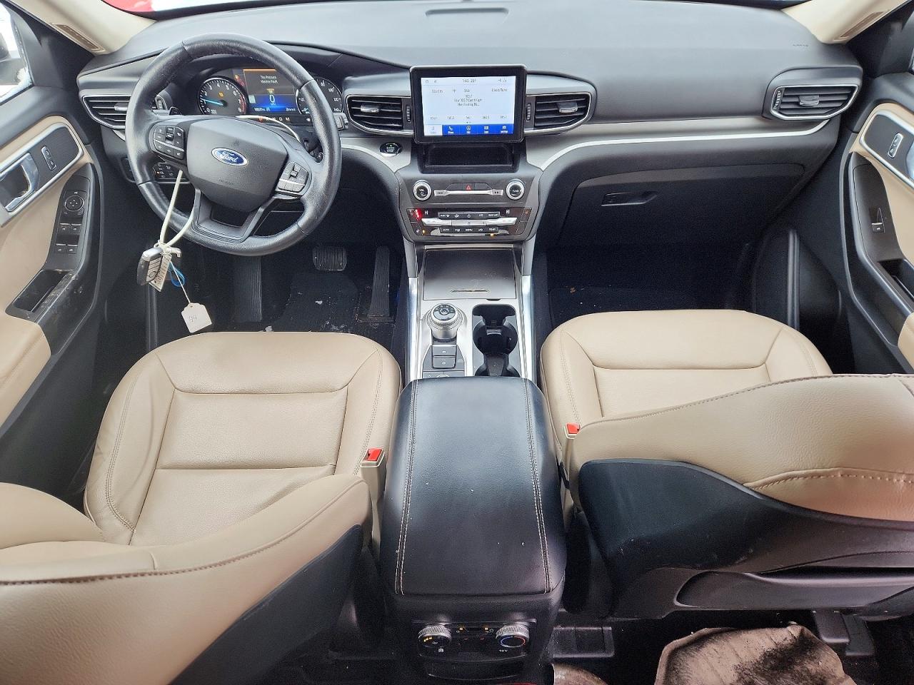 2020 FORD EXPLORER XLT photo 8