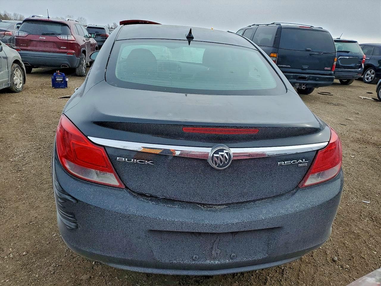 2011 BUICK REGAL CXL photo 16