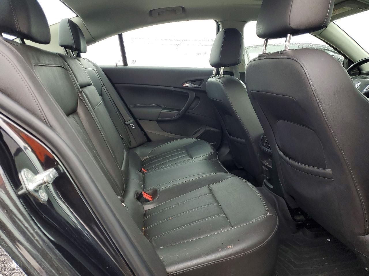 2011 BUICK REGAL CXL photo 28