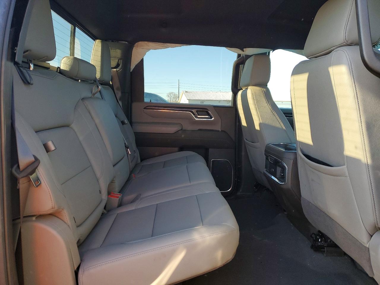 2024 CHEVROLET SILVERADO K3500 LTZ photo 10