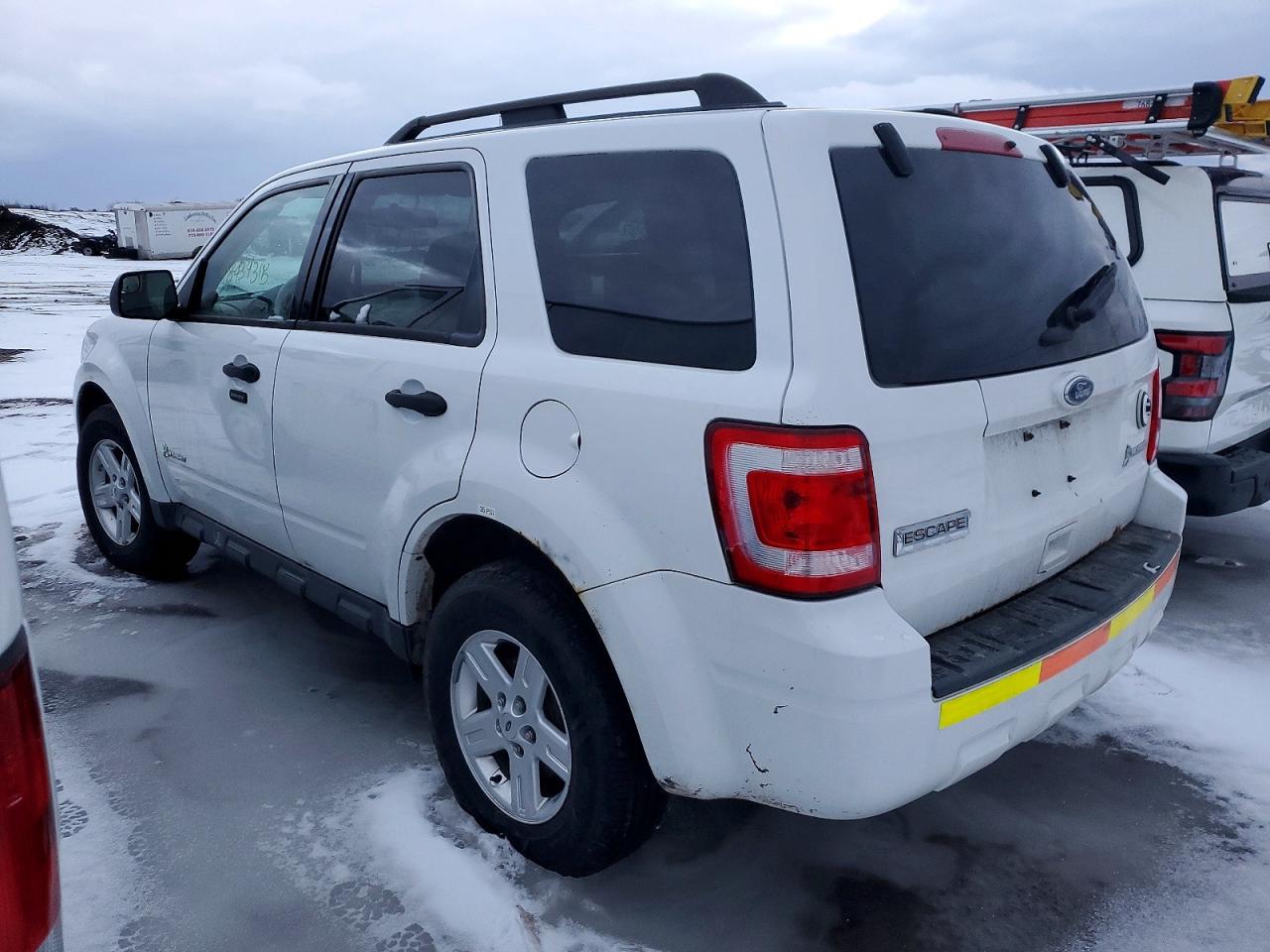 2011 FORD ESCAPE HYBRID photo 2
