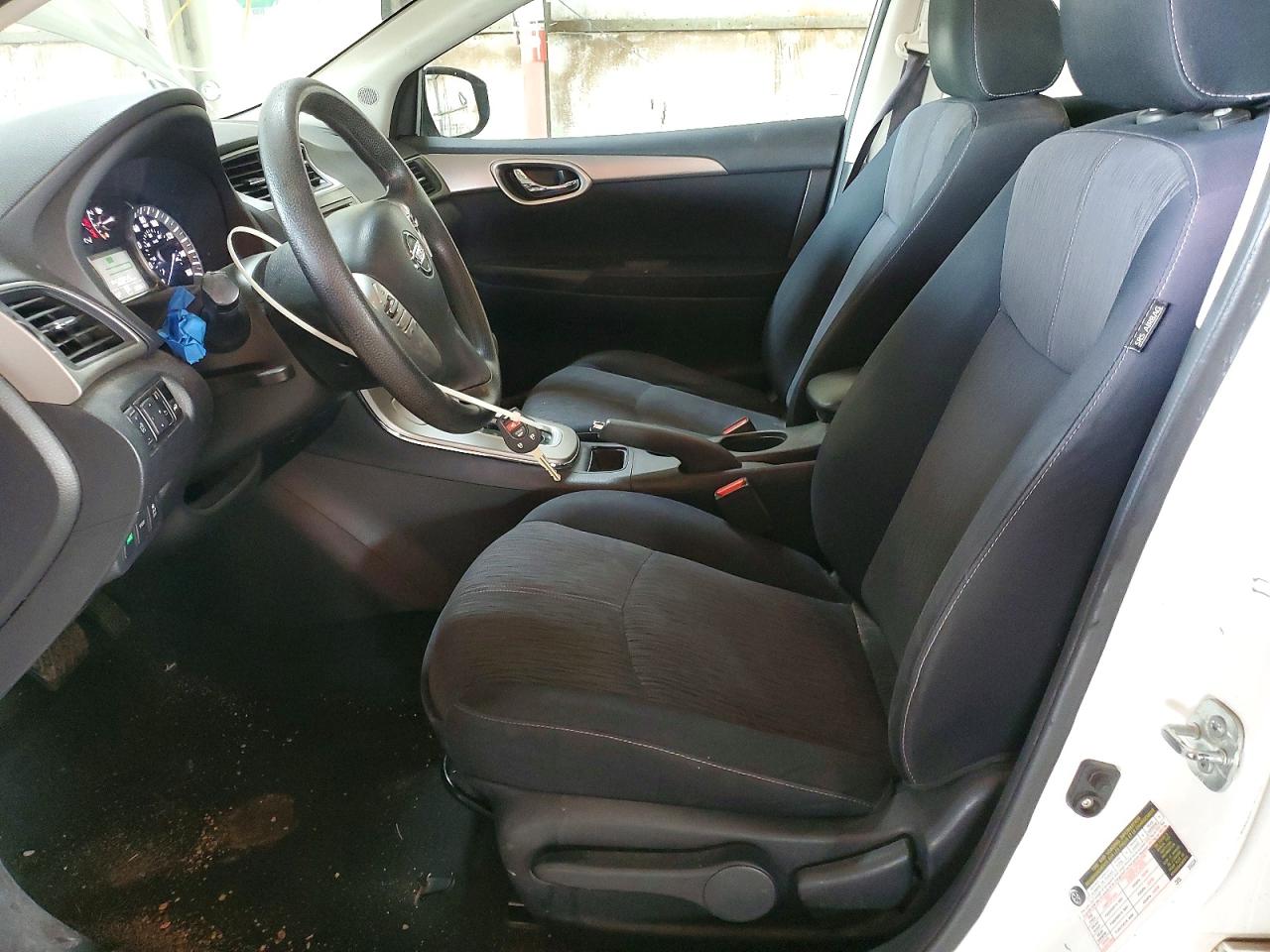 2014 NISSAN SENTRA S photo 7