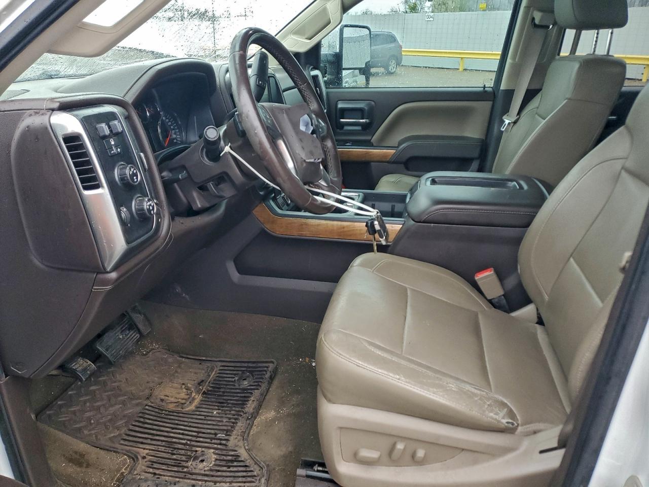 2015 CHEVROLET SILVERADO K2500 HEAVY DUTY LTZ photo 7