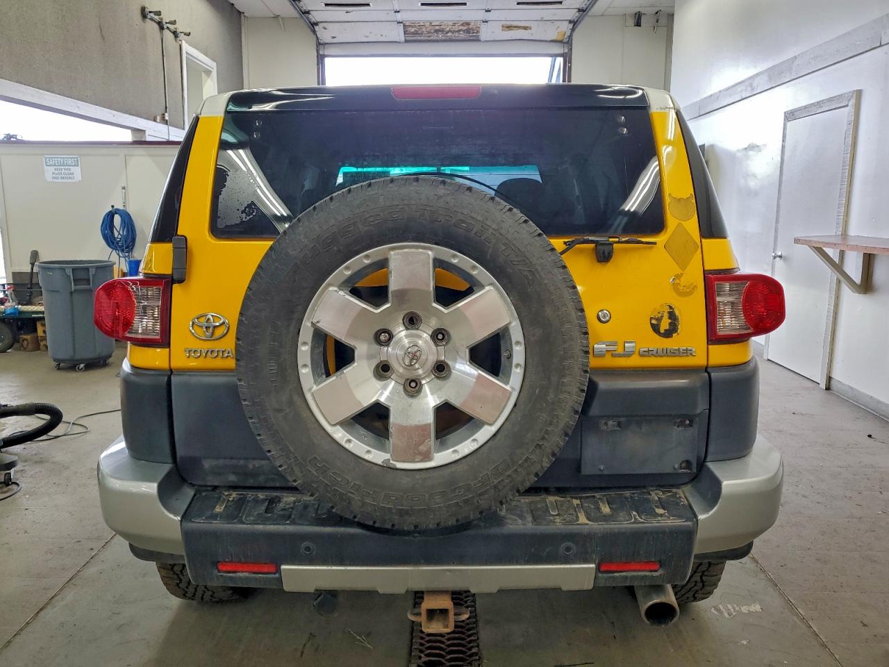 2007 TOYOTA FJ CRUISER photo 6
