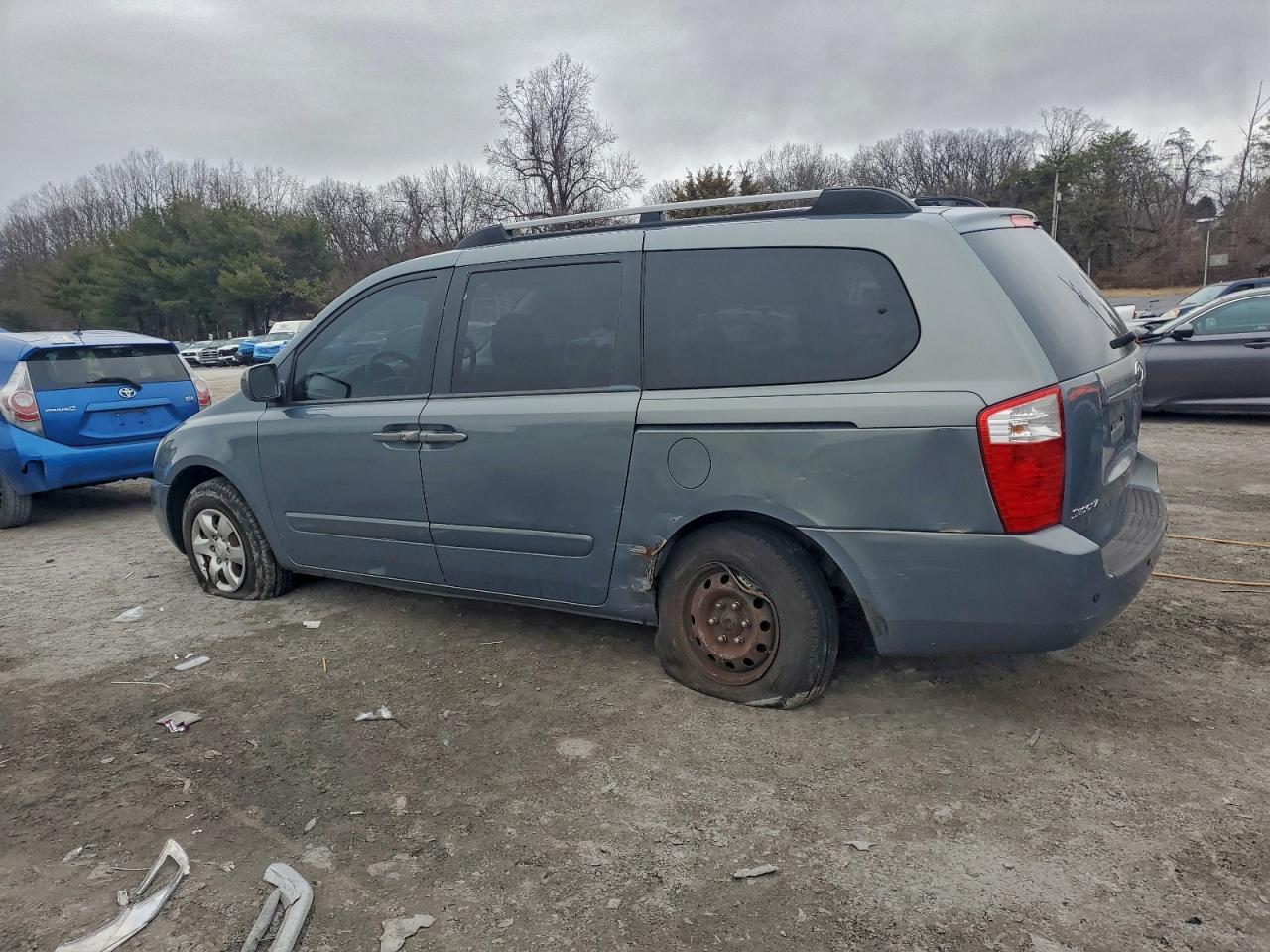 2008 KIA SEDONA EX photo 2
