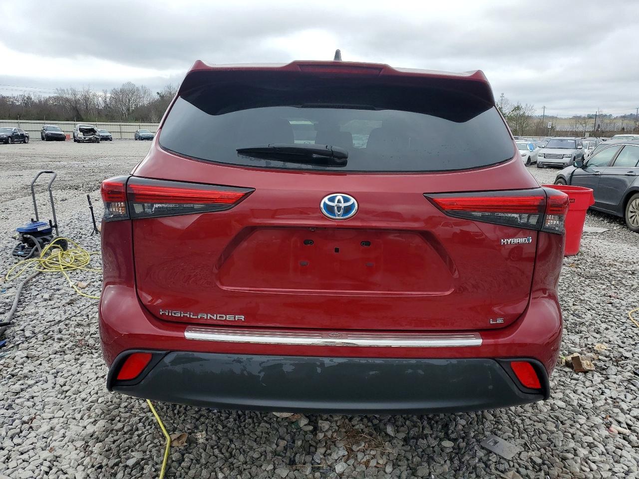 2022 TOYOTA HIGHLANDER HYBRID LE photo 16