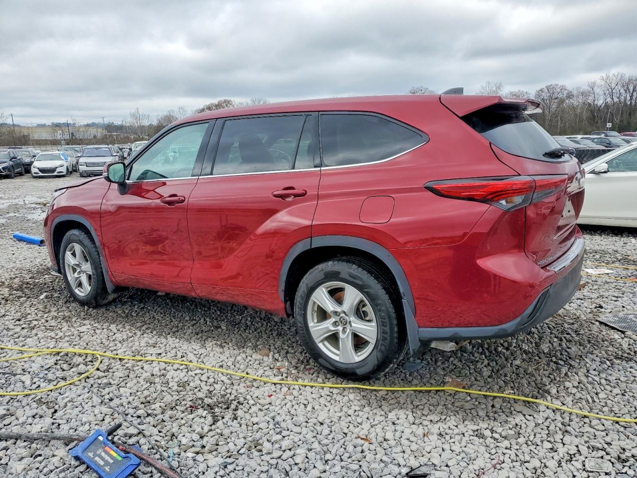 2022 TOYOTA HIGHLANDER HYBRID LE photo 4
