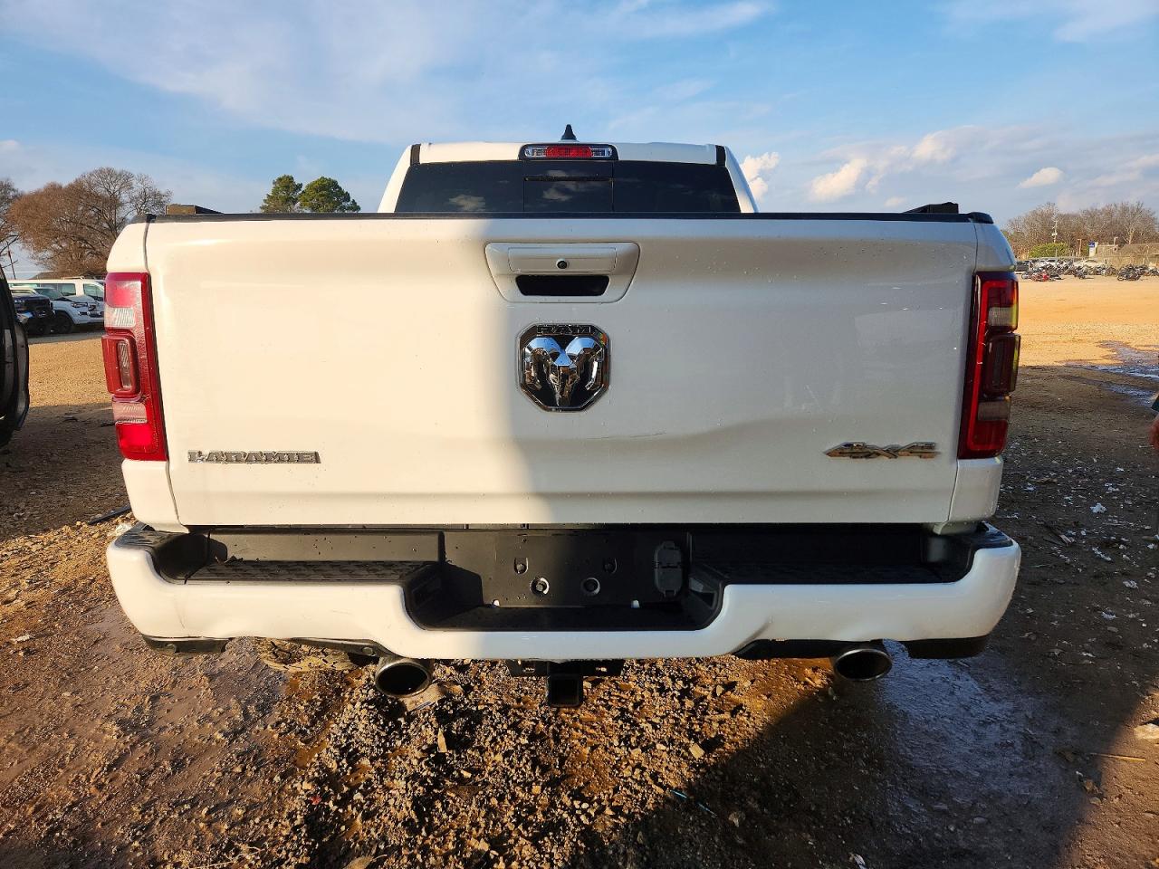 2021 RAM 1500 LARAMIE photo 6
