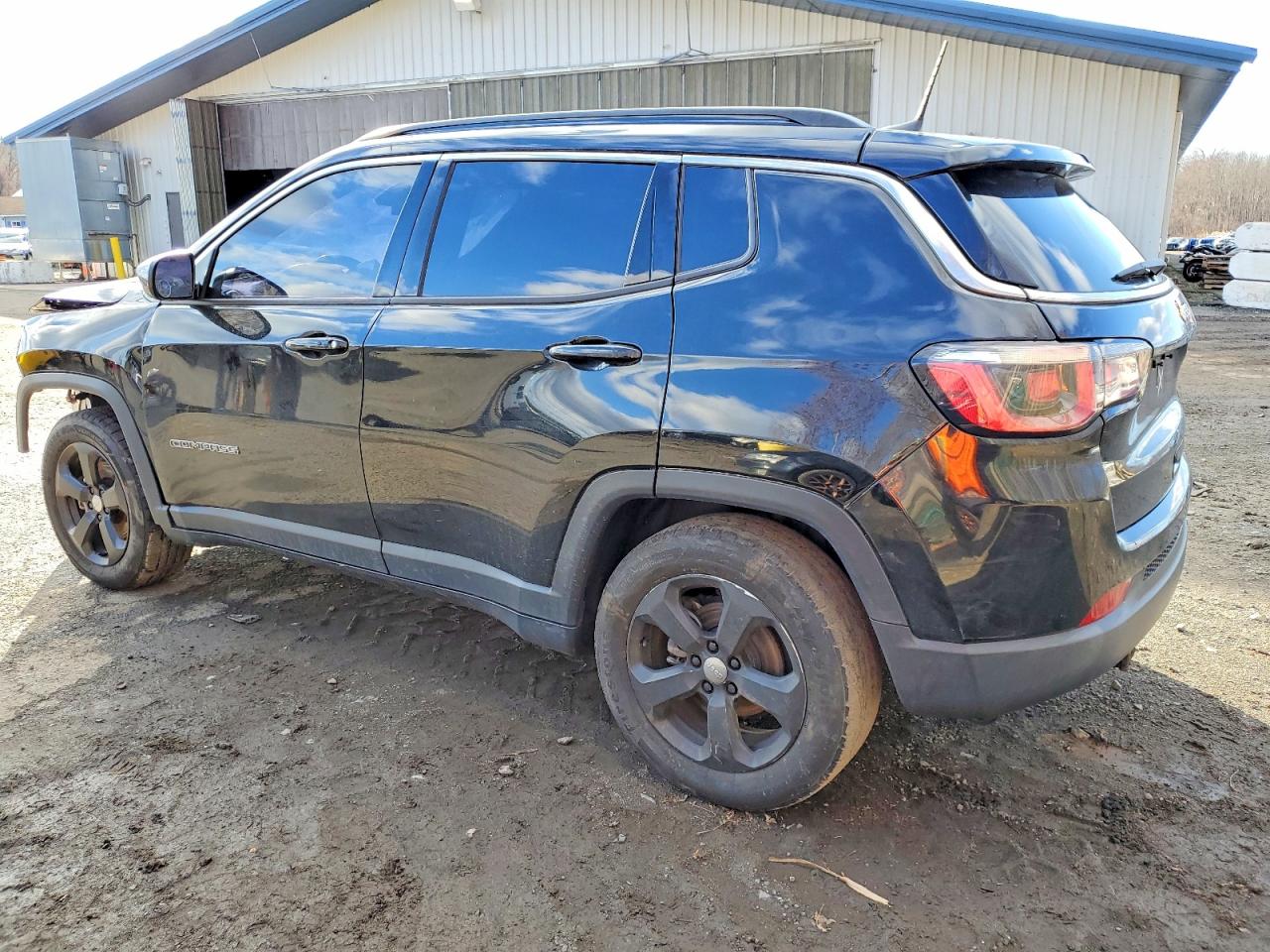 2019 JEEP COMPASS LATITUDE photo 2