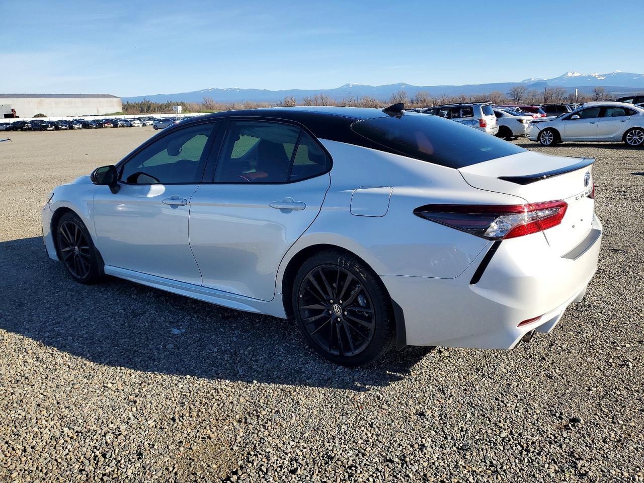 2023 TOYOTA CAMRY XSE photo 2