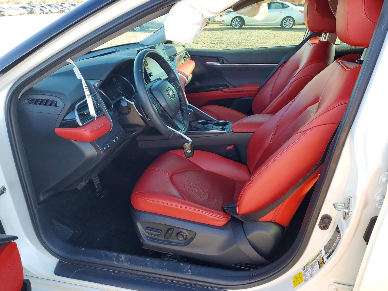 2023 TOYOTA CAMRY XSE photo 7