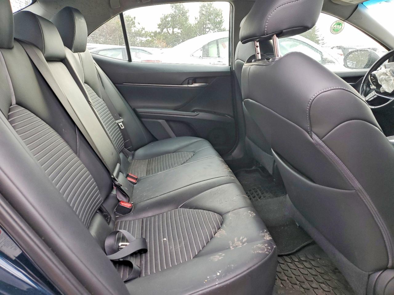 2018 TOYOTA CAMRY L photo 10