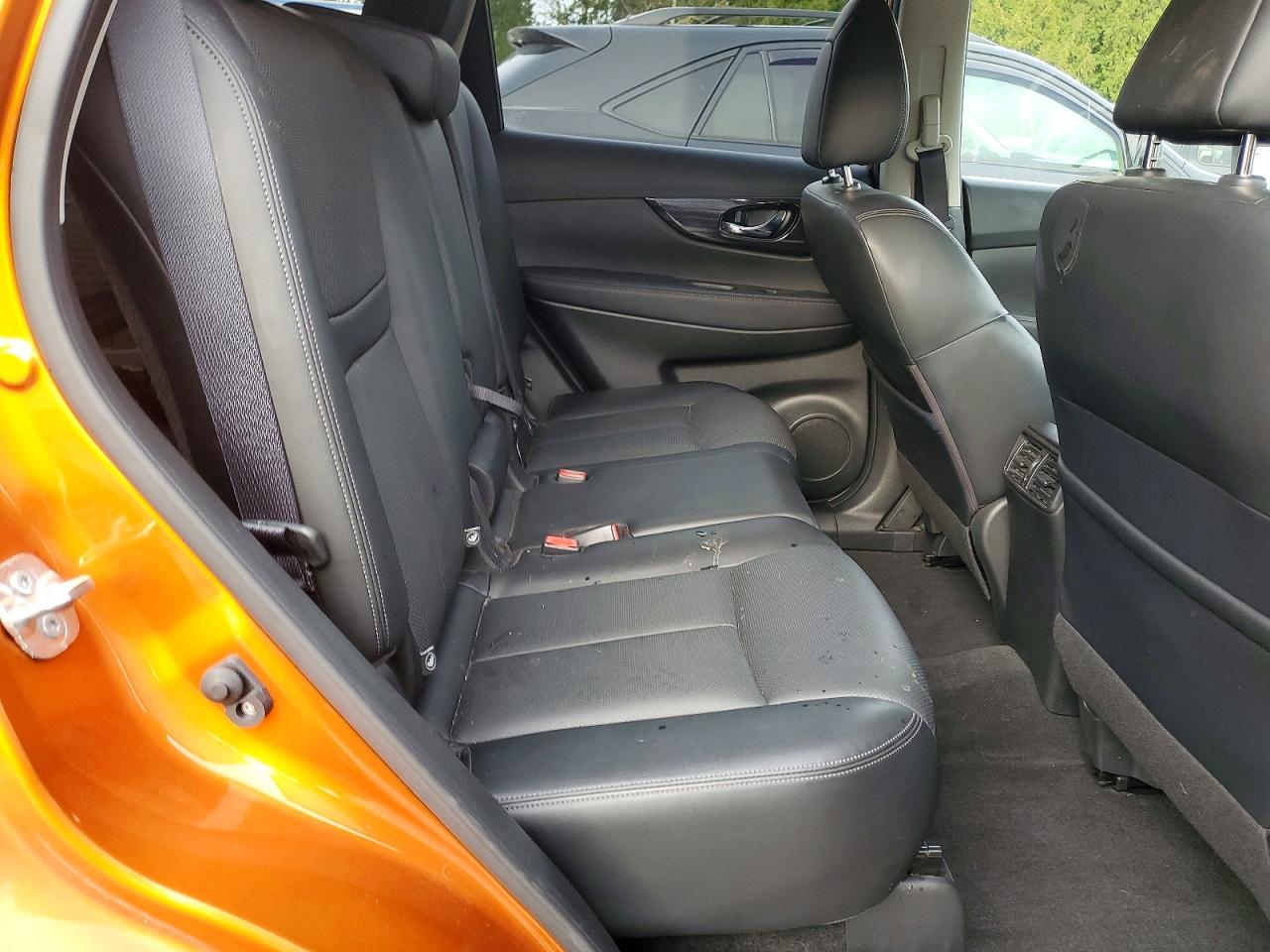 2018 NISSAN ROGUE S photo 11