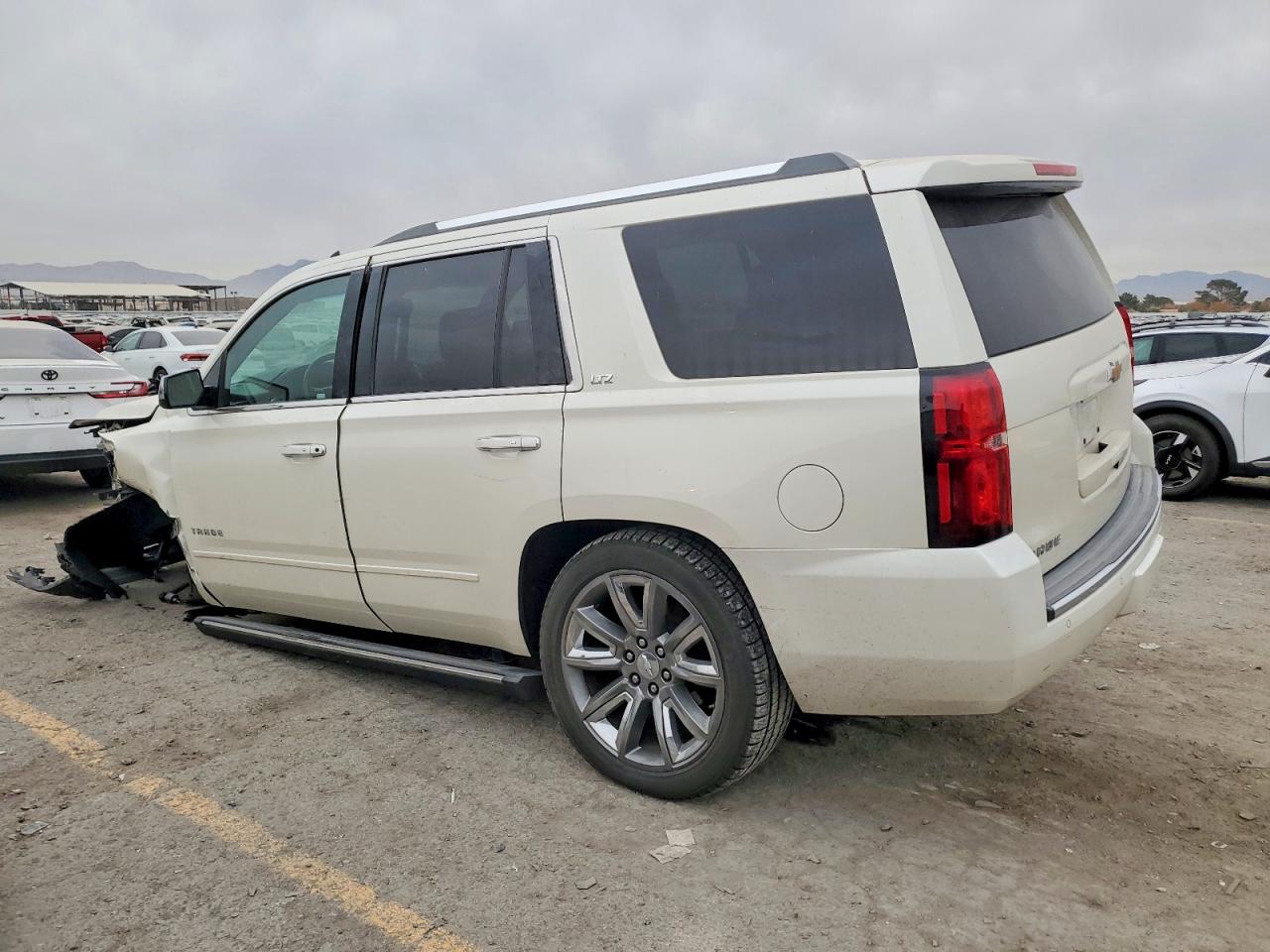 2015 CHEVROLET TAHOE C1500 LTZ photo 3