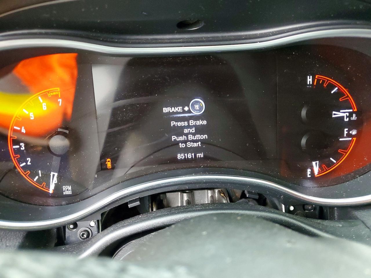 2019 DODGE DURANGO SXT photo 9