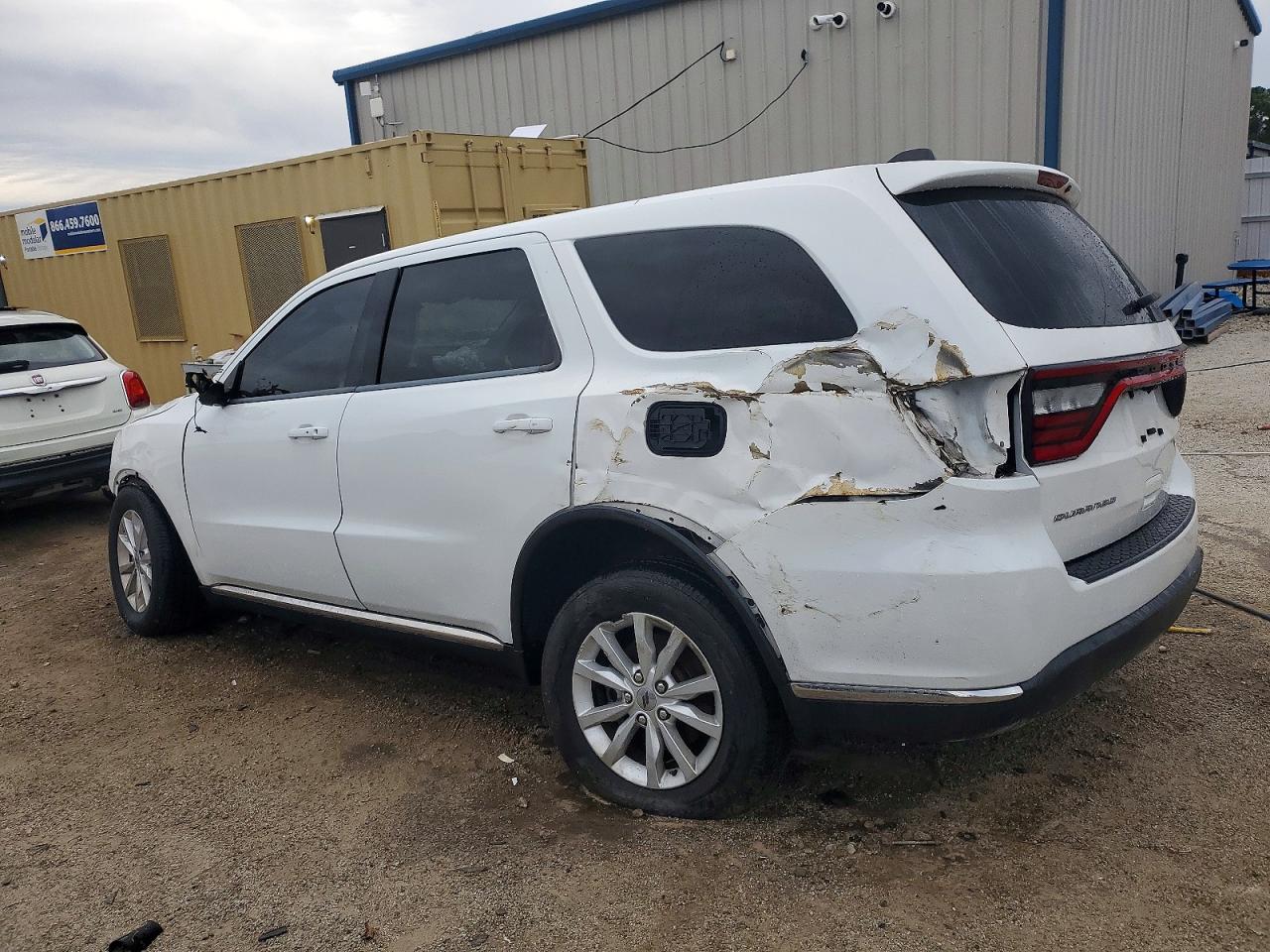2019 DODGE DURANGO SXT photo 2