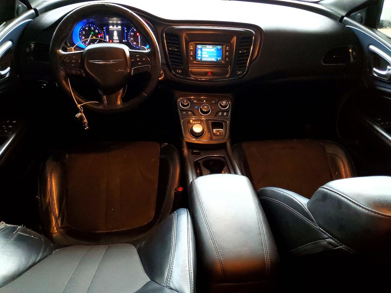 2015 CHRYSLER 200 S photo 8